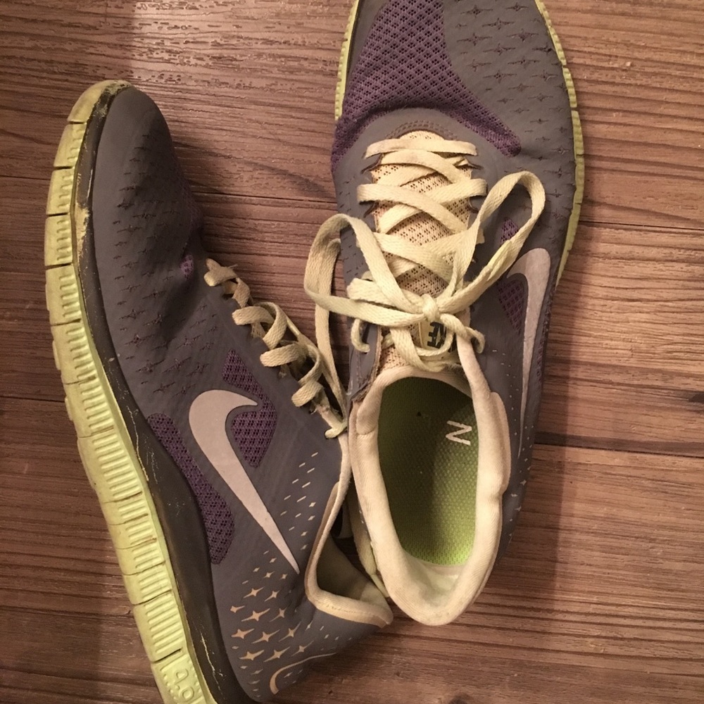 Nike Free Runs